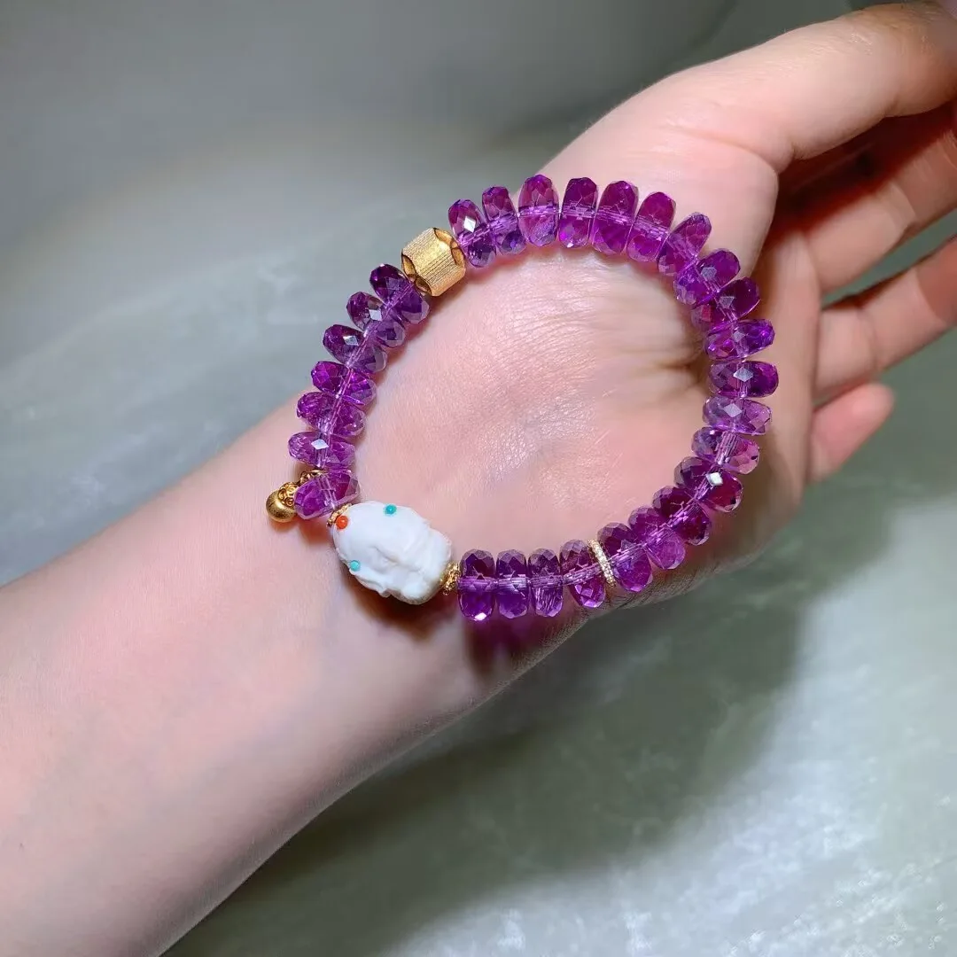 자수정 팔찌 · 조각 인형 비즈 · 10.3mm