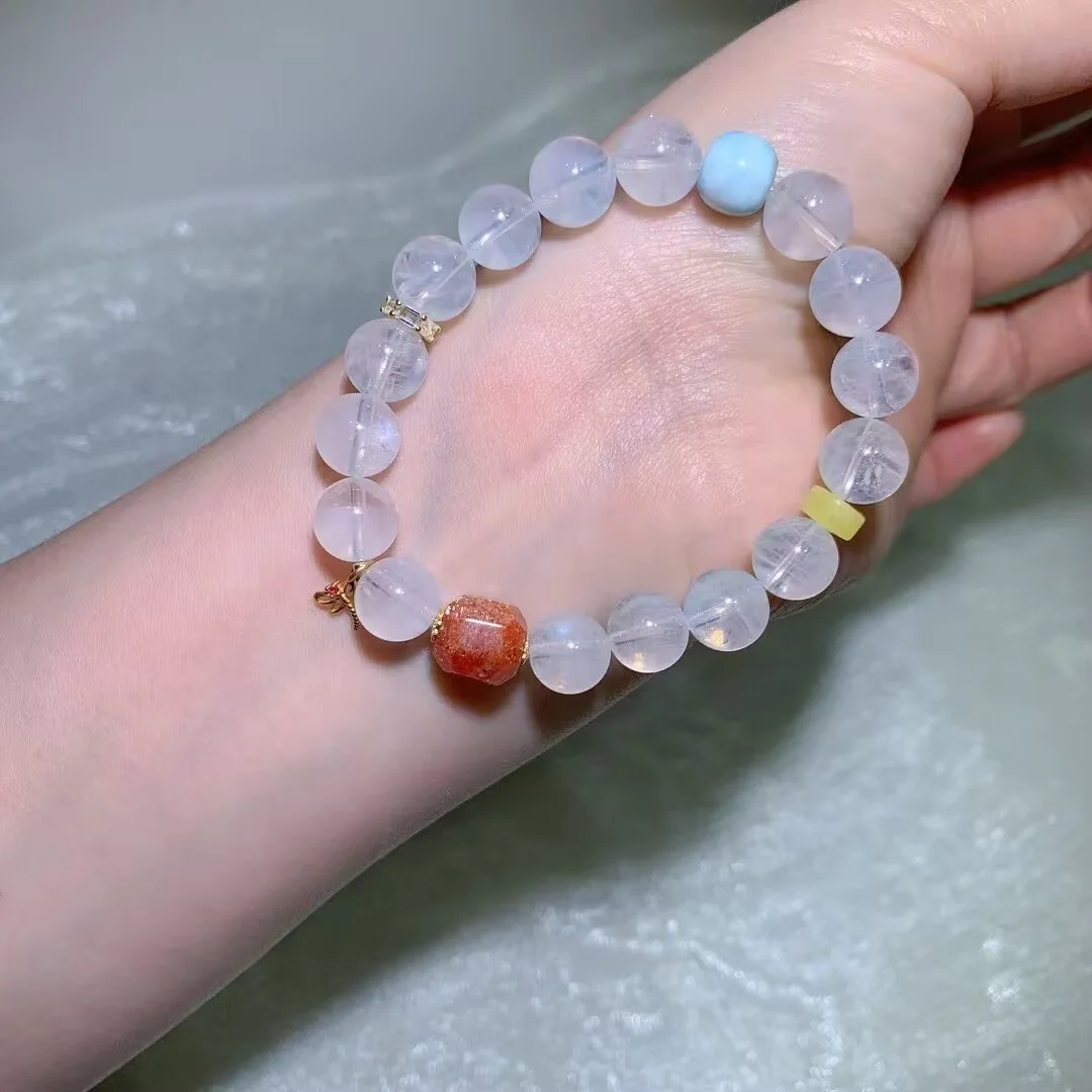 天然蓝针水晶手链(蜻蜓坠 · 10.3mm) — 细节图
