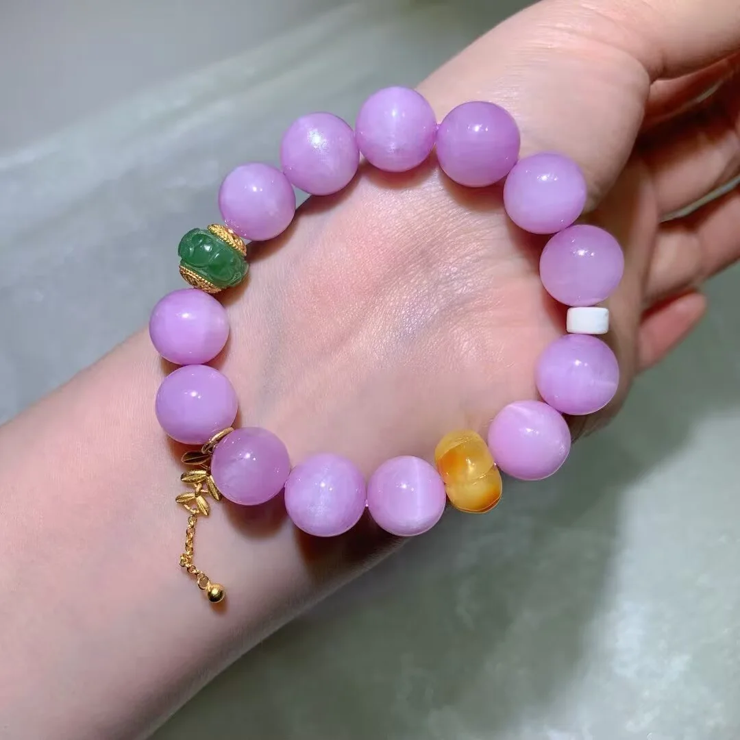 キャッツアイクンツァイト ブレスレット · 緑の彫り珠と葉のチャーム · 12.7mm
