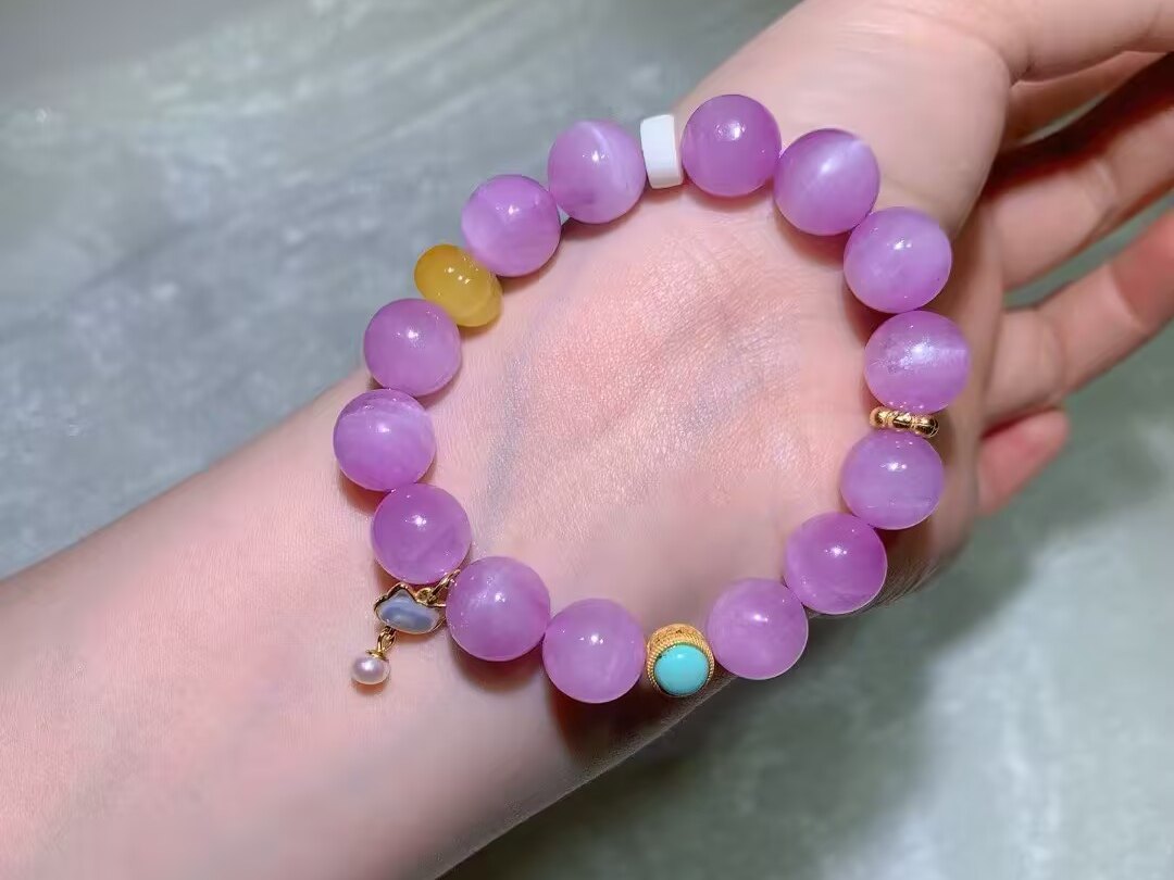 Cat's eye kunzite bracelet with vintage-style accents