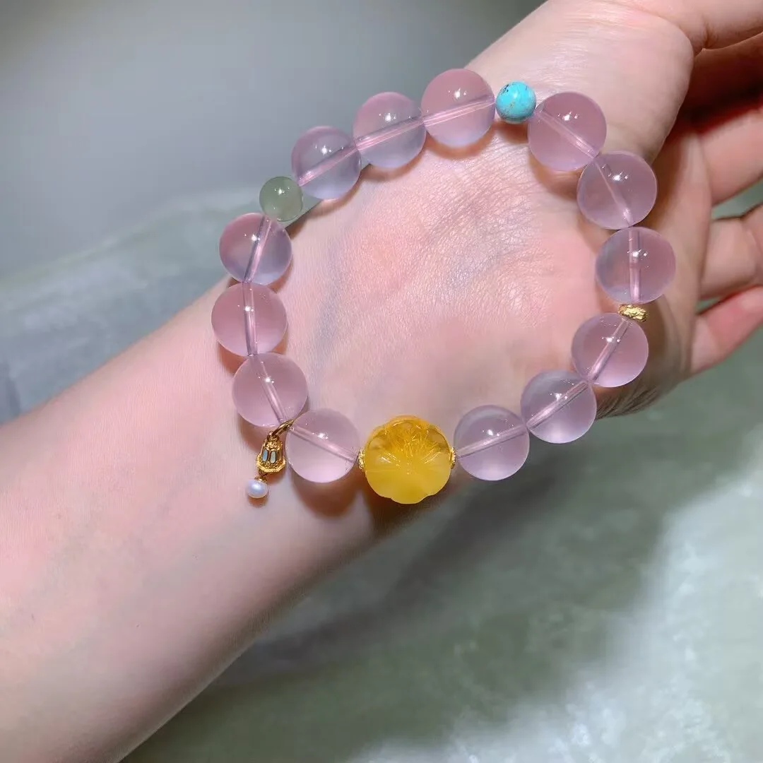 天然星光莫粉手鍊(雕花珠與白水滴 · 12.6mm)
