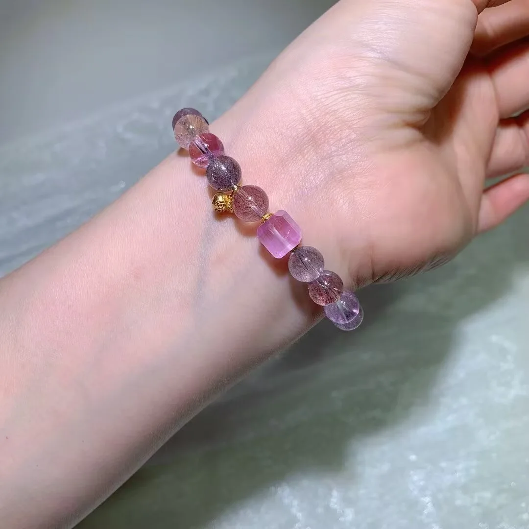 슈퍼 세븐 팔찌 · 핑크 사각 비즈 · 8.7mm — 디테일 사진