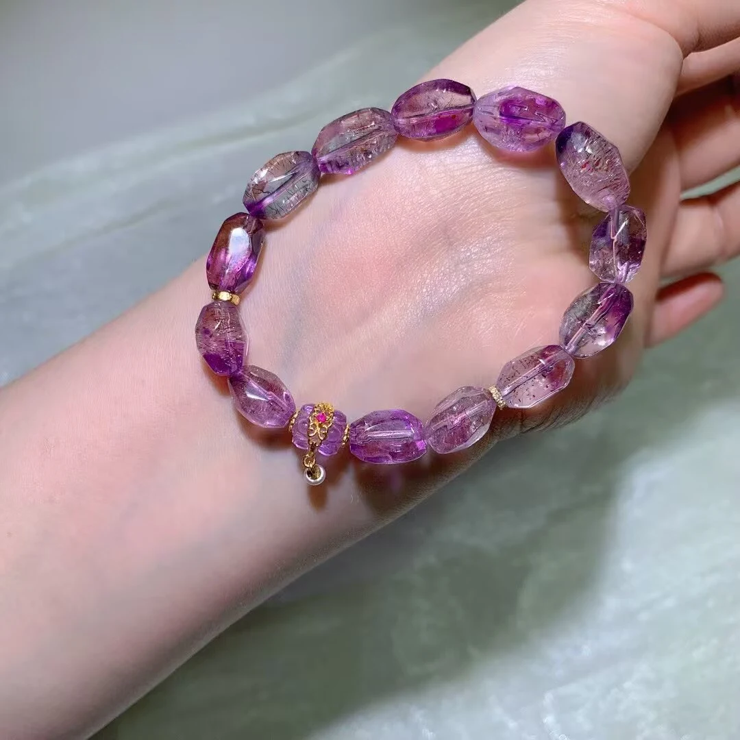 Super Seven Bracelet · Filigree-Wrapped Carved Bead & Pearl-Tone Drop · 9x12mm