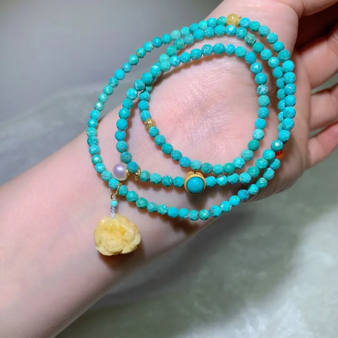 ターコイズ 多重巻きブレスレット · 花の彫りチャームとターコイズの主珠 · 4mm